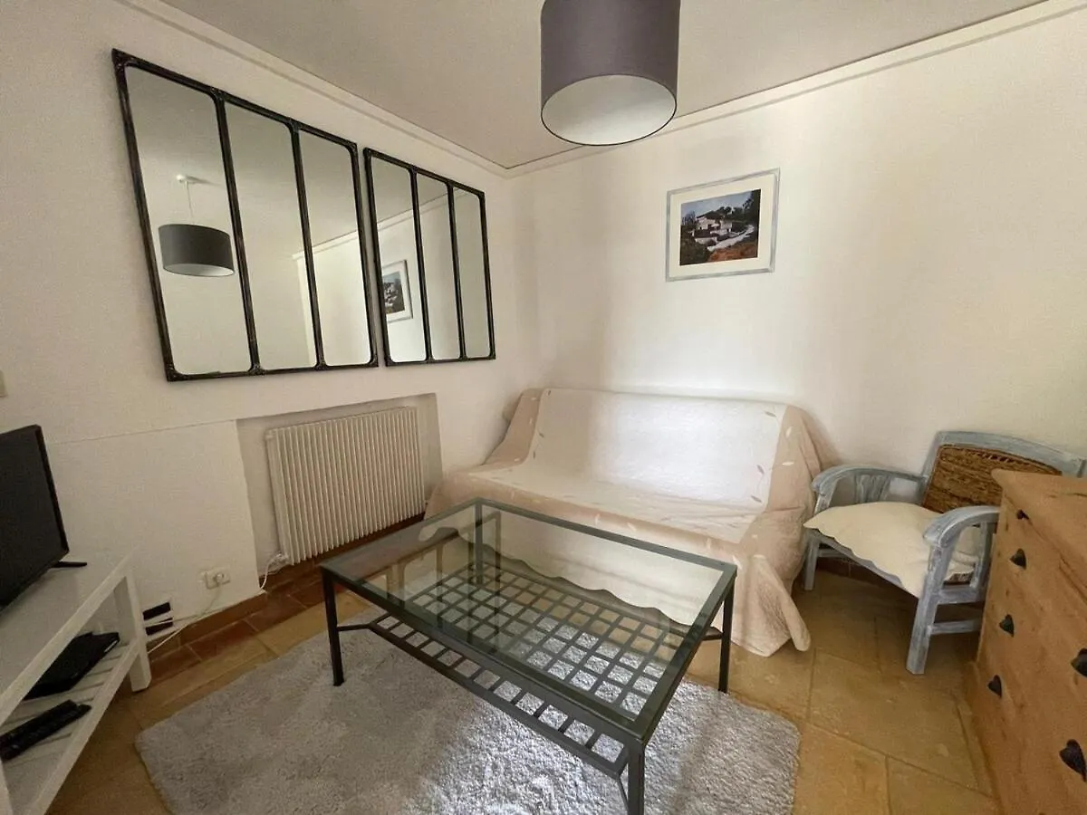 Luberon Gite Chaleureux 100 M2 Piscine Jardin Saumane-de-Vaucluse Vakantiehuis