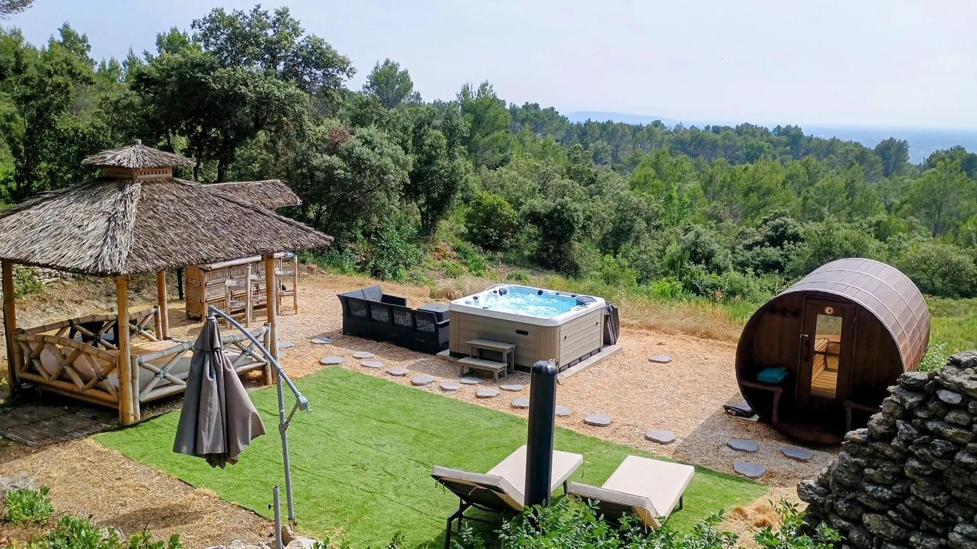 Luberon Gite Chaleureux 100 M2 Piscine Jardin Saumane-de-Vaucluse